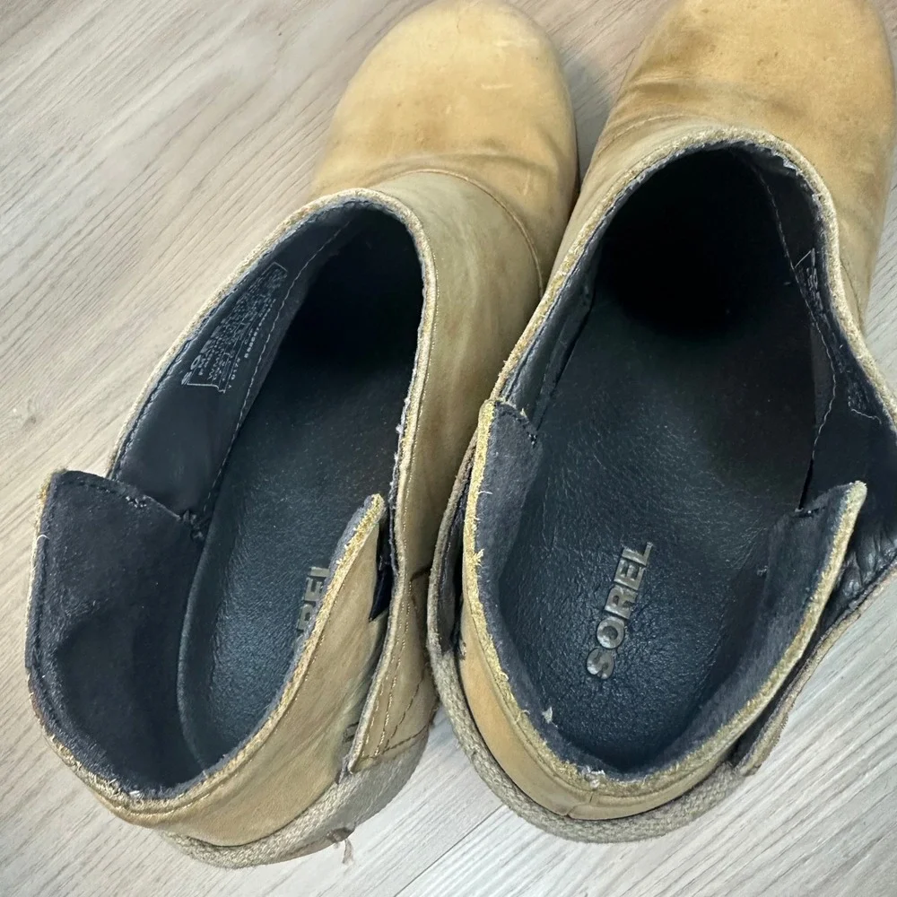 Sorel 7.5 Addington Chelsea Boot‎ In camel